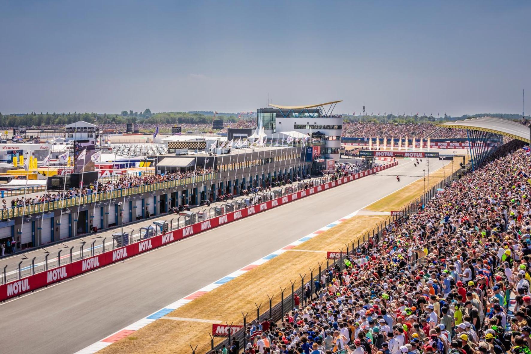 100 Jaar Tt Circuit Assen 2025 Glamping Incl Stroom ภายนอก รูปภาพ